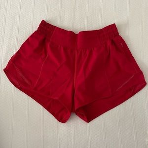 Hotty Hot High-Rise Shorts 2.5”